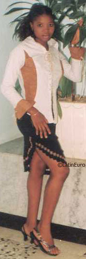 Date this good-looking Togo girl Joelle from  A9912