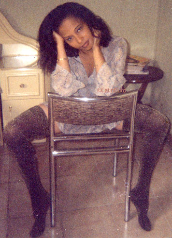 Date this hot Gabon girl Atera from  A9914