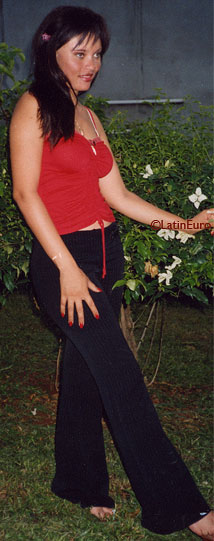 Date this happy Cameroon girl Josiane from Yaounde A9932