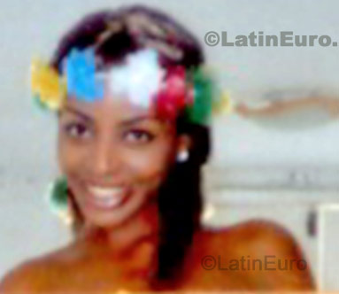 Date this sultry Brazil girl Krrikra from Salvador B-254