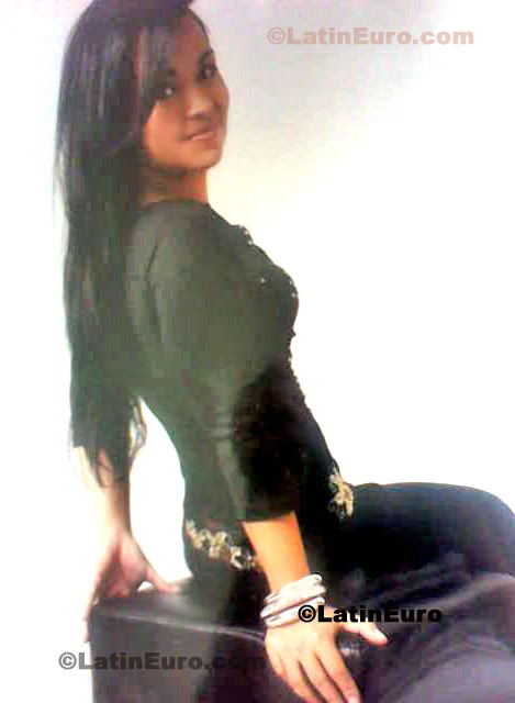 Date this sultry Brazil girl Elaine from Rio de Janeiro BR3566