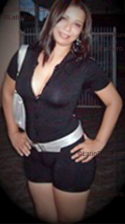 Date this exotic Brazil girl Juliana from Londrina B1028