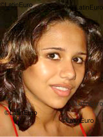 Date this good-looking Brazil girl Isabelly from Fortaleza B1052