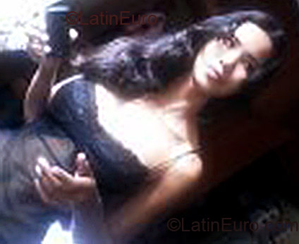 Date this charming Brazil girl Kethyllenn from Redencao B1364