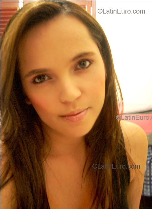 Date this funny Brazil girl Danielle from Joao Pessoa B1493