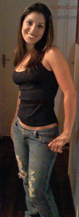 Date this cute Brazil girl Monalisa from Sorocaba B1504