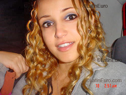 Date this athletic Brazil girl Izabela from  B1604
