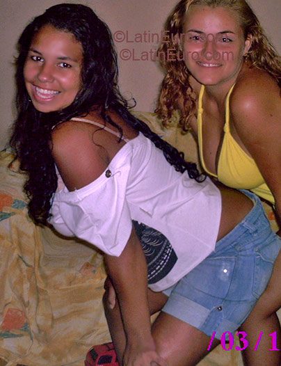Date this funny Brazil girl Simone from  B1919