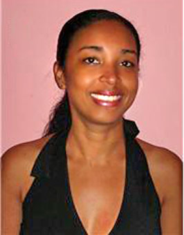 Date this voluptuous Brazil girl Roberta from Salvador B1996
