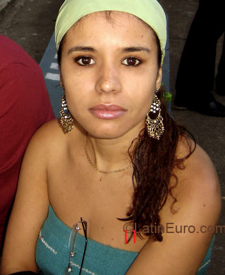 Date this stunning Brazil girl Nadia from Riacho Das Pedras B2022