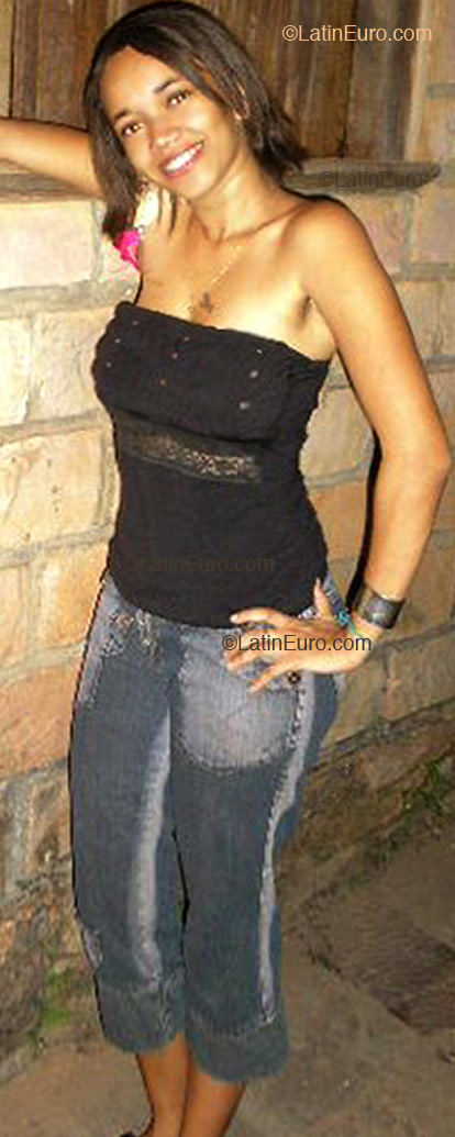 Date this gorgeous Brazil girl Gina from  B2041