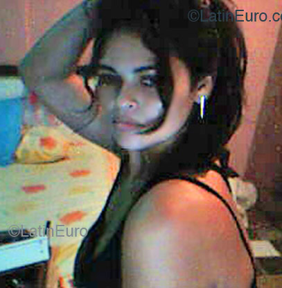Date this stunning Brazil girl Suely from  B2076