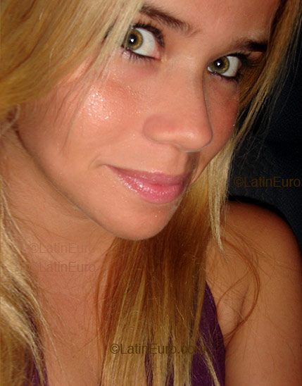 Date this funny Brazil girl Fabiana from Rio de Janeiro B2118