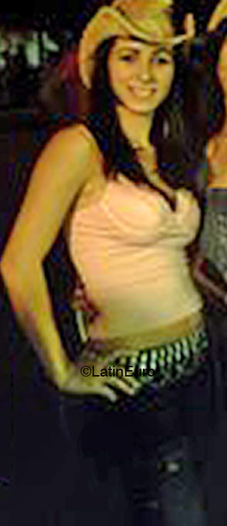 Date this passionate Brazil girl Simone from  B2256