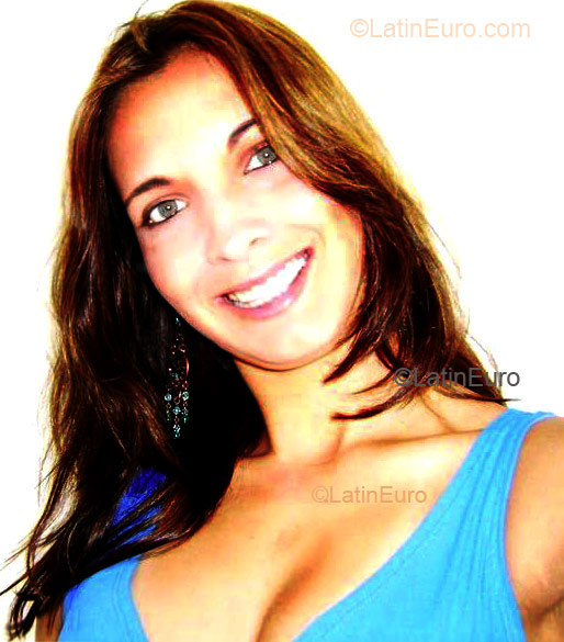 Date this happy Brazil girl Leandra from  B2268