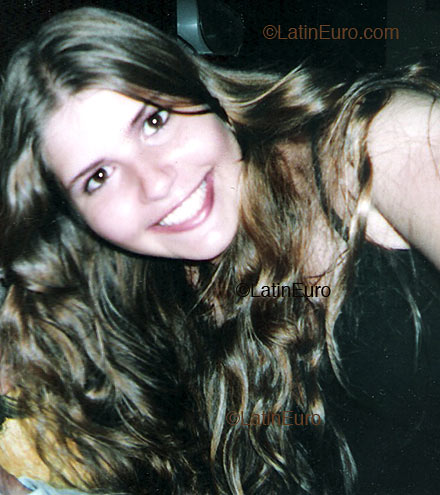 Date this lovely Brazil girl Annie from Cuiaba  B2426