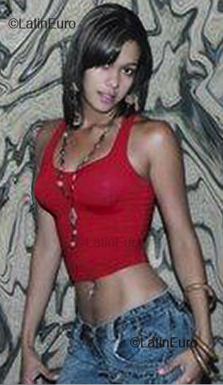 Date this tall Brazil girl Patricia from Teresina B2431