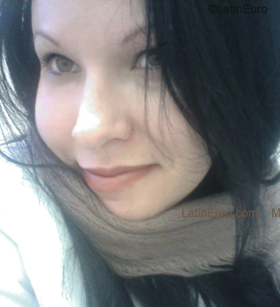 Date this attractive Brazil girl Luana from Sao Paulo B2464