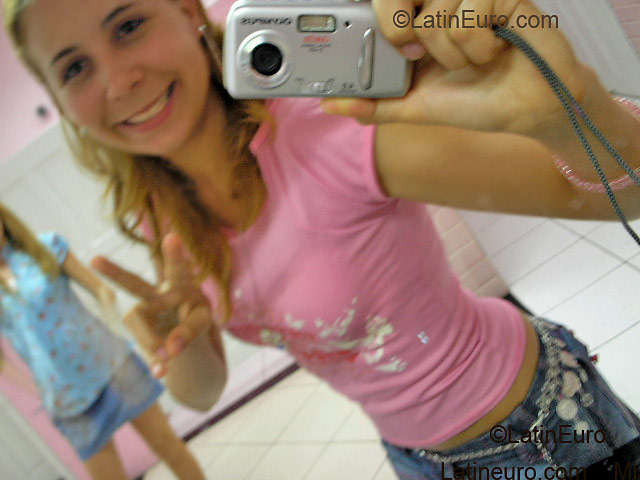 Date this tall Brazil girl Lidinay from MANAUS B2605