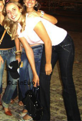 Date this fun Brazil girl Eliene from PAULO AFONSO B2679