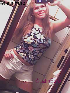 Date this funny Brazil girl Daiana from RIO DE JANEIRO B2739