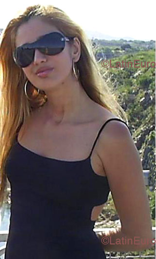 Date this voluptuous Brazil girl Sumaia from PAULO AFONSO B2890