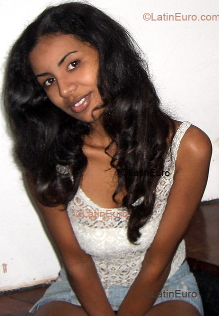 Date this young Brazil girl Fernanda from  B2919