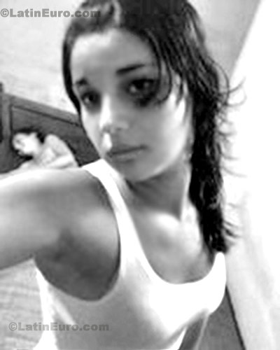 Date this athletic Brazil girl Aline from Itapetininga B292