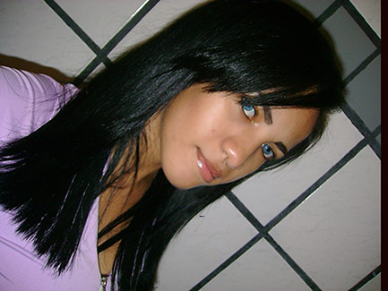 Date this gorgeous Brazil girl Mildemackele from GUARAPARI B2924