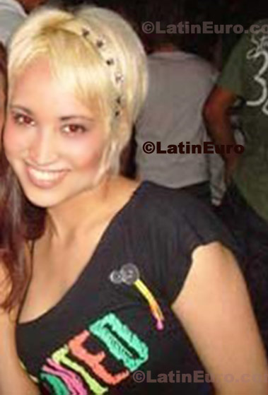 Date this lovely Brazil girl B305 from Sao Paulo B305