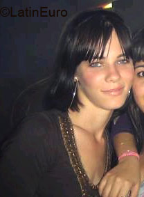 Date this cute Brazil girl Dayane from ITUIUTABA B3062