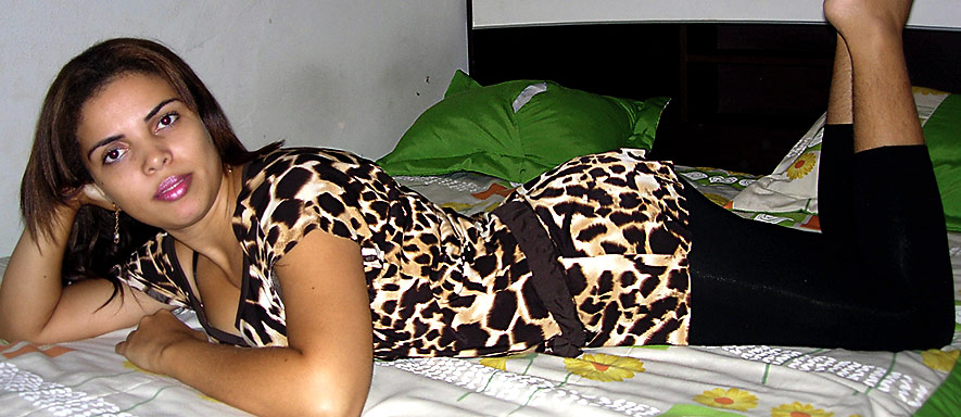 Date this exotic Brazil girl Melissa from NOVA VENECIA B3088
