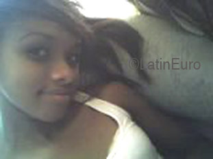 Date this stunning Brazil girl Winnie from SAO PAULO B3105