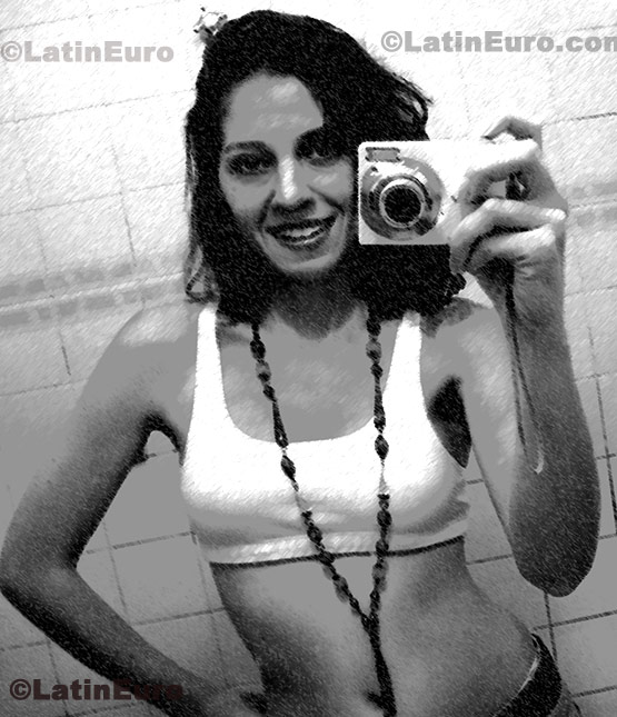 Date this sultry Brazil girl Leila from Sao Paulo B311