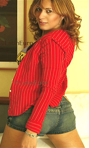 Date this athletic Brazil girl Camila from  B3393