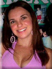 Date this athletic Brazil girl Ana from  B3480