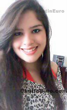 Date this funny Brazil girl Gilbene from Salvador B349