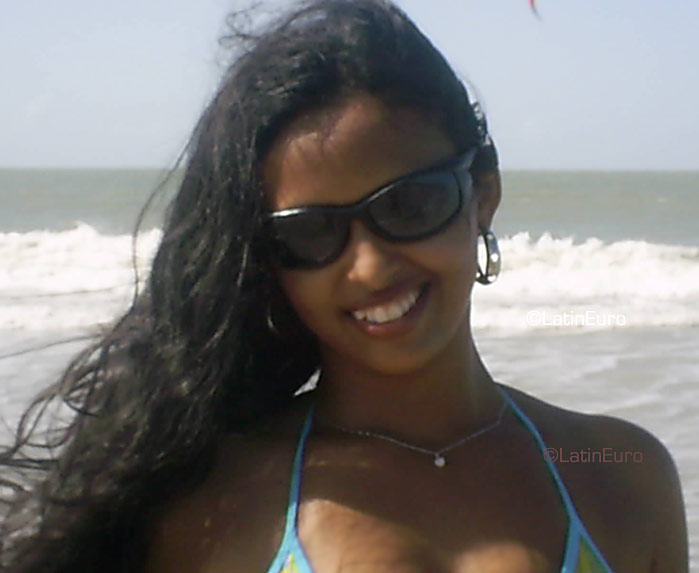 Date this beautiful Brazil girl Luana from FORQUILHA B3523