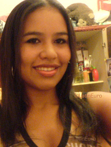Date this passionate Brazil girl Saile from PORTO VELHO B3529