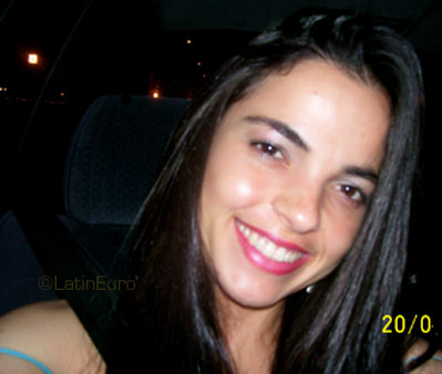 Date this attractive Brazil girl Jaqueline from  B3572