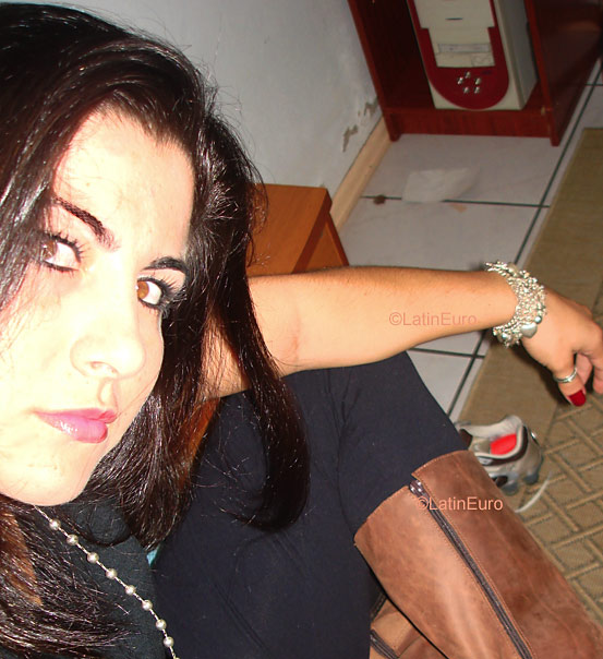 Date this beautiful Brazil girl Michela from CRICIUMA B3587