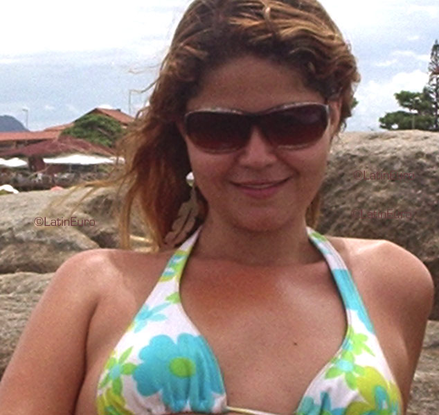 Date this sensual Brazil girl Giselle from PRESIDENTE KENNEDY B3598