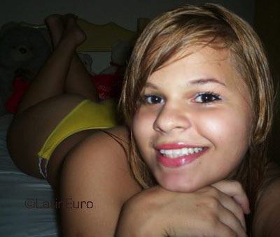 Date this funny Brazil girl Larice from GOVERNADOR VALADARES B3603