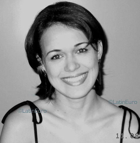 Date this lovely Brazil girl Andreia from COLATINA B3626