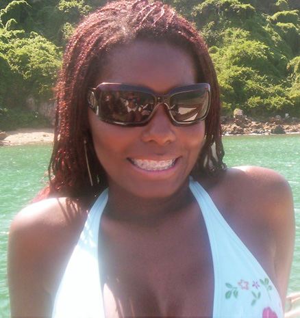 Date this lovely Brazil girl Valeria from COSMOPOLIS B3682