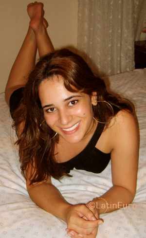 Date this voluptuous Brazil girl Laine from ATIBAIA B3781
