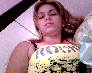 Date this nice looking Brazil girl Mara from NEVES B3924