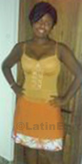 Date this good-looking Brazil girl Thaina from Olinda B422