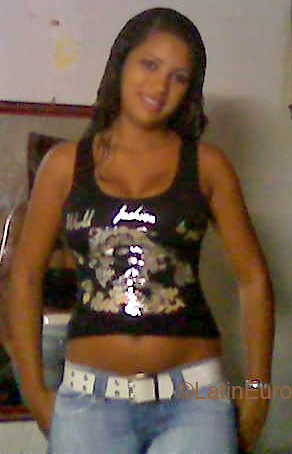 Date this beautiful Brazil girl Andreza from OLINDA B4238
