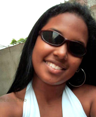 Date this funny Brazil girl Wania from RIO DE JANEIRO B4309